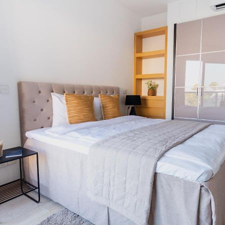 Sanders Ermitage On The Beach - Delightful 1-Bedroom Apartment With Sea View Lemesos Exteriér fotografie