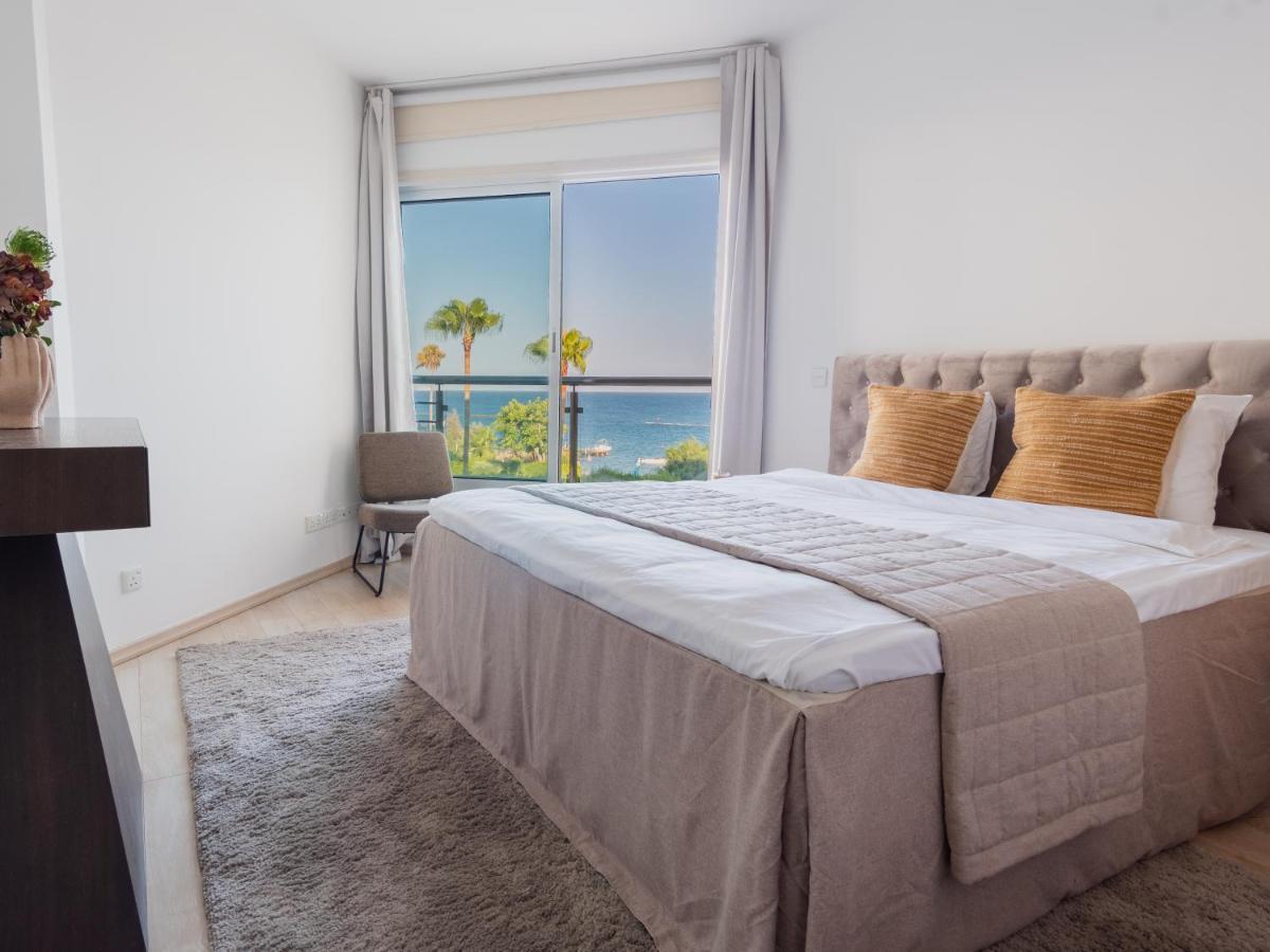 Sanders Ermitage On The Beach - Delightful 1-Bedroom Apartment With Sea View Lemesos Exteriér fotografie
