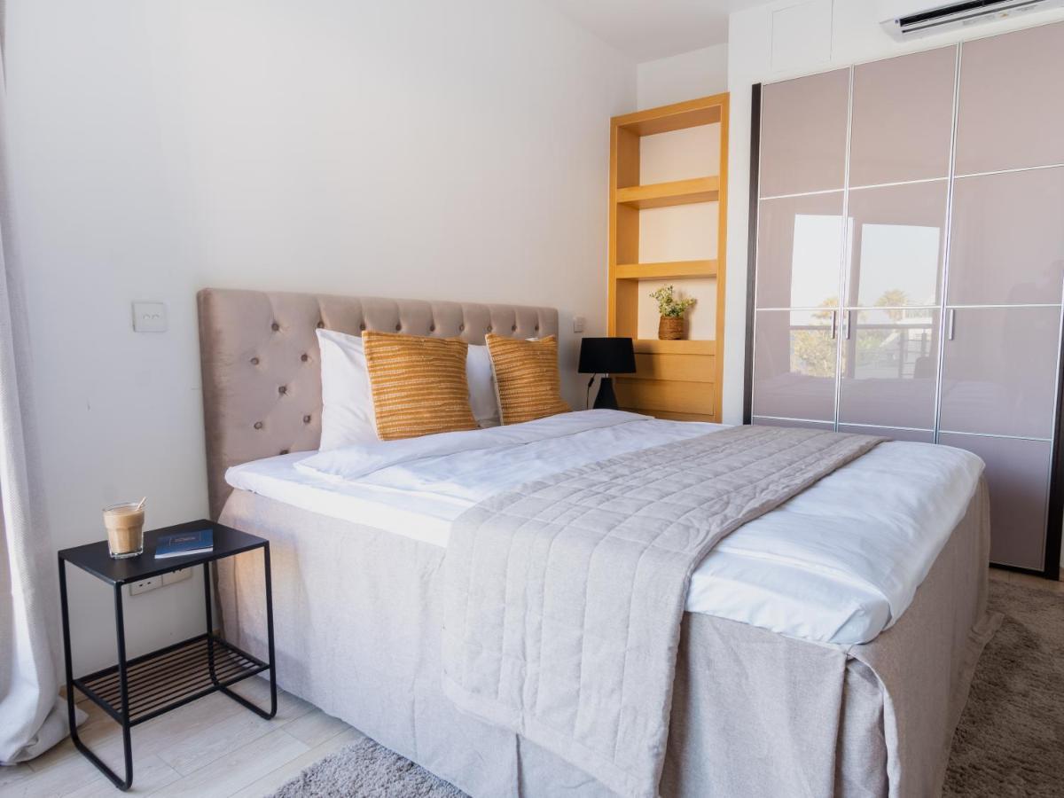 Sanders Ermitage On The Beach - Delightful 1-Bedroom Apartment With Sea View Lemesos Exteriér fotografie